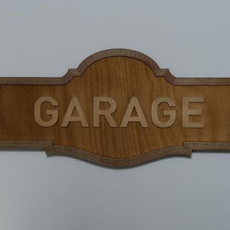 Graffitisuites#Garage Солун Екстериор снимка